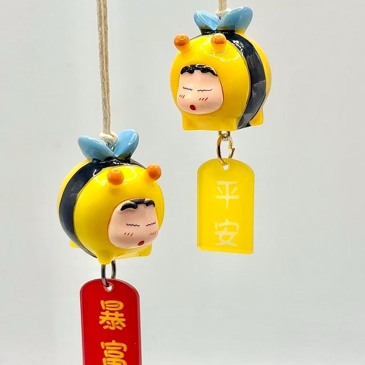 Crayon Shin-chan Bee Cosplay F - Car Accessories Hanging recension och pris